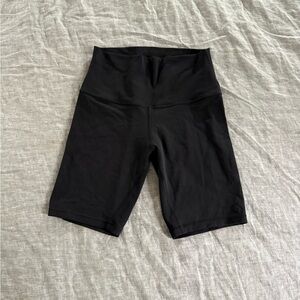 lululemon black align 8” short